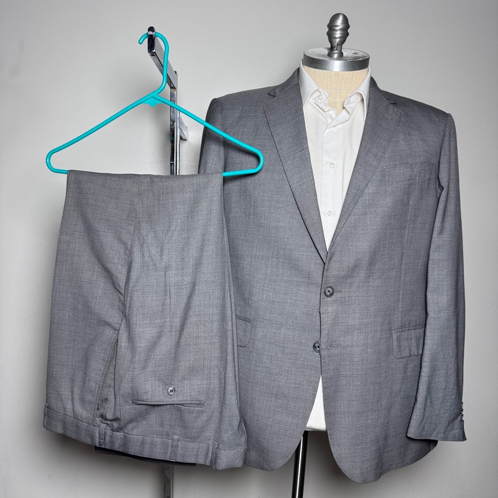 Joseph Abboud Suit Mens 46R W40 Grey Solid 2-Button Wool Blend Modern Side Vent